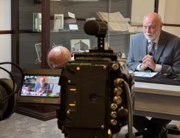 Dr. Hart filming a segment for the Virtual Leadership Summit